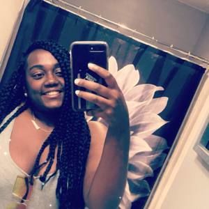 Meet your Posher, Dajanique